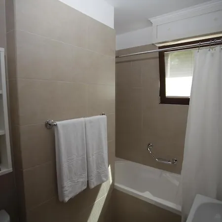 Premier Apartment