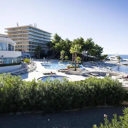 Apartment Premier Podstrana